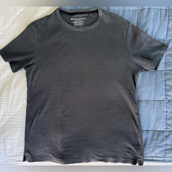 👕 Banana Republic Luxe Touch Performance Tee – 100% Cotton Charcoal Gray (M) - Picture 9 of 10